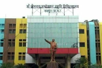 छत्तीसगढ़ के सबसे बड़े अस्पताल में जहां-तहां पड़े कोरोना मरीजों के शव, सीएमओ बोली-फ्रीजर का इंतजाम करना मुश्किल