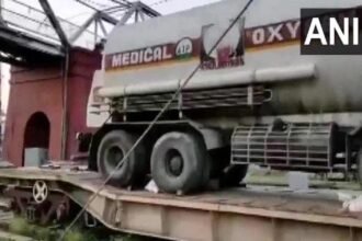 लखनऊ पहुंचा 60 हजार लीटर ऑक्सीजन, बोकारो से आई दूसरी स्पेशल ट्रेन