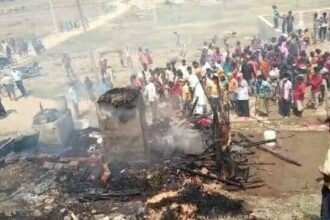 दर्दनाक हादसा: बंद झोपड़ी में जिंदा जलकर 4 मासूमों की मौत, कोरोना से बचाव के लिए बच्चों को झोपड़ी में किया था लॉक