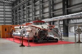 लापता पनडुब्बी को खोजने में मदद करेगी भारतीय नौसेना की डीएसआरवी, विशाखापट्टनम से रवाना