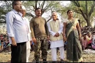 सीआरपीएफ के जवान राकेश्वर मनहास की सकुशल वापसी पर विधायक देवेंद्र ने किया अभिनंदन