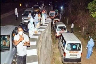 अस्पताल का दौरा करते रहे मंत्री, मरीज ने बाहर तोड़ा दम, रोती बिलखती बेटी बोली- मैं चिल्लाती रही, नहीं आए डॉक्टर