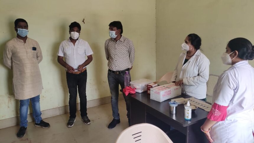 Camp to place 2 vaccines for the poor class… As soon as the communication was not available