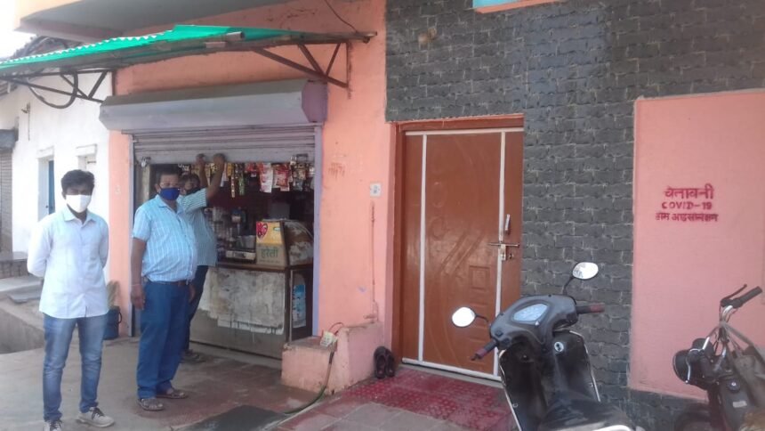 लापरवाही: कोरोना पॉजिटिव घूम रहा था मुहल्ले में, निगम अधिकारियों ने दी सख्त चेतावनी… पॉजिटिव आए व्यक्ति के निवास निकट संचालित दुकान को कराया बंद