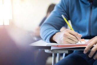 कोरोना के मद्देनजर विश्वविद्यालयों की शेष परीक्षा ऑनलाईन कराने के आदेश जारी