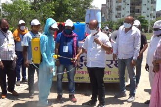 नगर निगम रिसाली क्षेत्र में बाबूधाम ट्रस्ट ने शुरू किया सेनेटाइजर रथ… शहर से लेकर गांव तक के घरों को करेंगे सेनेटाइज… प्रदेश कांग्रेस महामंत्री जितेन्द्र साहू ने किया शुभारंभ