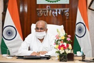 सीएम बघेल ने दिए सभी कलेक्टर व पुलिस अधीक्षकों को सख्त निर्देश…. सुनिश्चित करें कि शादी-ब्याह और दशगात्र कार्यक्रम में 10 से अधिक लोग न हो शामिल