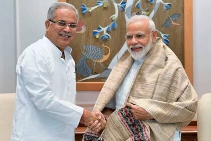 प्रधानमंत्री नरेन्द्र मोदी ने कोविड-19 को लेकर मुख्यमंत्री भूपेश बघेल से दूरभाष पर की चर्चा…. सीएम बघेल ने राज्य में वैक्सीन की कमी को दूर करने की रखी मांग