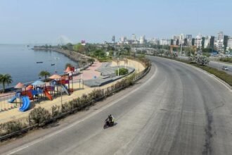 कोरोना की मार: अब गोवा में भी लगाया गया 15 दिन का कोरोना कफ्र्यू, बढ़ते मामलों के बाद लिया गया फैसला