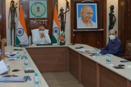 मंत्री परिषद् की बैठक में लिए गए महत्वपूर्ण निर्णय…. राजीव गांधी किसान न्याय योजना के तहत किसानों को चार किश्तों में मिलेगी 5837.40 करोड़ रुपए की राशि