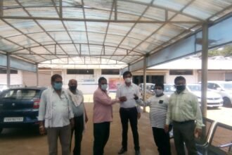 तय समय से पहले खोला दुकान, स्पर्श ऑटोमोबाइल पर लगा 26 हजार का जुर्माना…. नियमों की अवहेलना करने वाले 06 लोगों से वसूला गया 27700 अर्थदण्ड