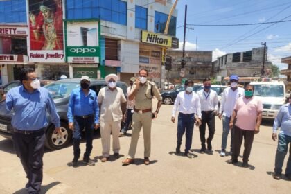 उल्लंघन करने वालों पर जिला और निगम प्रशासन रखेगी नजर… कलेक्टर के निर्देश पर बाजारों में मुस्तैद निगम की टीम
