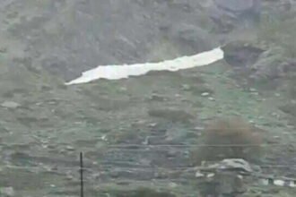 चमोली में फिर टूटा ग्लेशियर,भारत-चीन सीमा पर सड़क बाधित