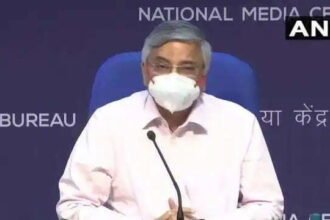 म्यूकोर्मिकोसिस केस में बढ़ोतरी के लिए स्टेरॉयड है जिम्मेदार? एम्स के डायरेक्टर ने बताई सच्चाई