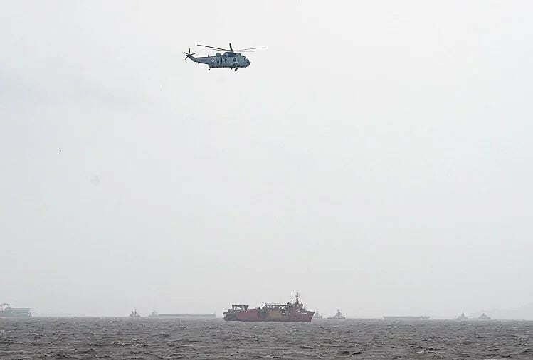 तूफान ताउते के कारण 80 हजार लीटर डीजल से भरा जहाज चट्टान से टकराया, तेल का रिसाव जारी