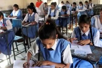 सीएम का निर्देश- दो बहनें साथ पढ़ रही हों तो एक की फीस माफ करें प्राइवेट स्कूल