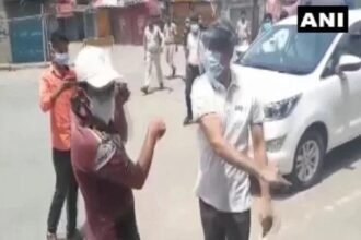 मुख्यमंत्री बघेल के निर्देश पर सूरजपुर कलेक्टर को हटाया गया, युवक को थप्पड़ मारने का आरोप