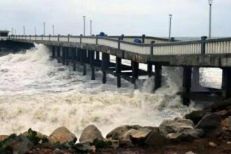 भीषण रूप लेता जा रहा है तौकते चक्रवात, 185 किमी प्रति घंटे की रफ्तार के साथ गुजरात से टकराएगा