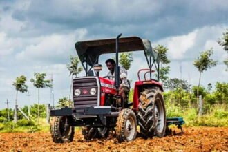 मोटर वाहन नियमों में बड़ा बदलाव: अब सीएनजी से चल सकेंगे 15 साल पुराने ट्रैक्टर, होगी पैसों की बचत