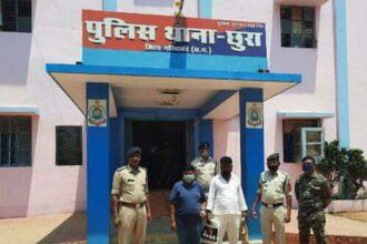 Fake babu of Mantralaya used to cheat in the name of job… Police laid such a trap that two thugs caught