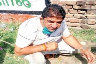 The main accused in the Aligarh liquor scandal and a reward of 1 lakh BJP leader Rishi arrested