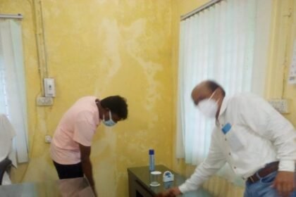 Risali Corporation: Officers-employees gathered on the day of the holiday