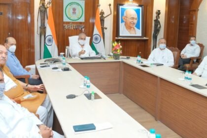 Rajnandgaon and Dhamtari districts got the gift of development works worth Rs 828 crore