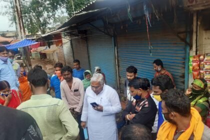 Complaint of delay in construction of Unished reached Urban Bodies Minister
