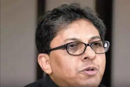 केंद्र बनाम राज्य: ममता के सलाहकार अलपन पर गाज गिराने की तैयारी, कारण बताओ नोटिस जारी