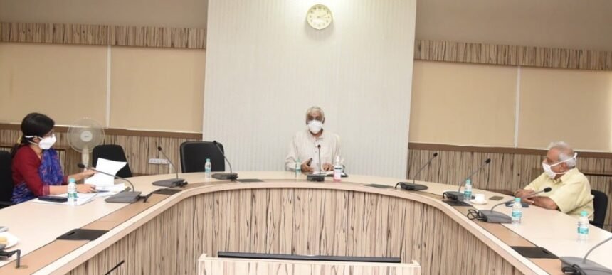 Health Minister TS Singhdev reviewed the works of Health Services, Medical Education and AYUSH Department