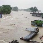 बिहार: बारिश थमने के बावजूद खतरे के निशान के पार पहुंची गंडक और बूढ़ी गंडक नदी, डीएम ने दिए ये निर्देश