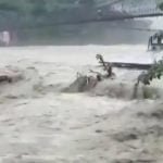 उत्तराखंड में फिर आएगी तबाही? भारी बारिश से उफान पर गंगा-अलकनंदा, नदियों के जलस्तर बढ़ने से अलर्ट, देखें वीडियो