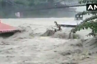 उत्तराखंड में फिर आएगी तबाही? भारी बारिश से उफान पर गंगा-अलकनंदा, नदियों के जलस्तर बढ़ने से अलर्ट, देखें वीडियो