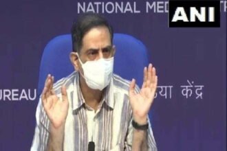 टीकाकरण: खुराक में कोई बदलाव नहीं, दो डोज ही लगेंगे, दिसंबर तक पूरी आबादी के वैक्सीनेशन की उम्मीद