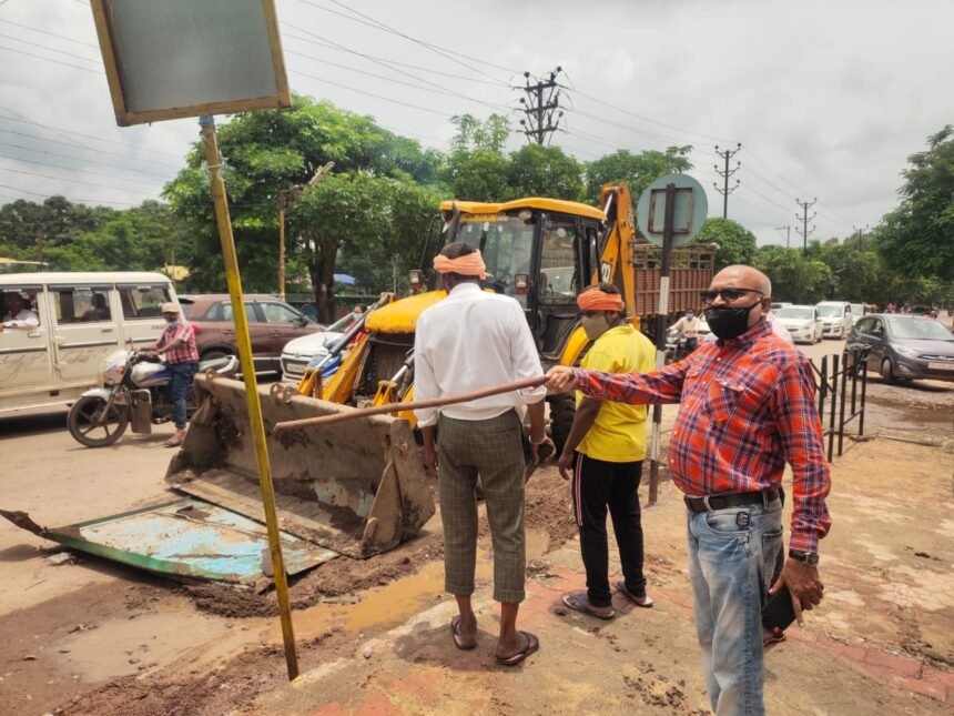 Strict on encroachment: Corporation removed encroachment from Gauravpath