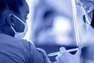 देश में अगले महीने से बच्चों के लिए आएगी कोरोना वैक्सीन, स्वास्थ्य मंत्री ने दी जानकारी