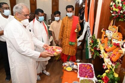 Chief Minister Bhupesh Baghel participated in the Rath Yatra festival