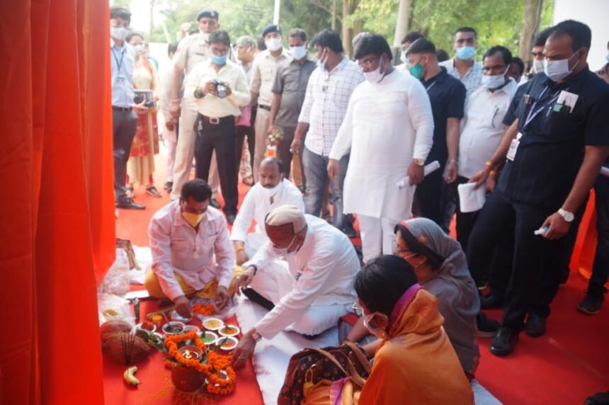 Home Minister Tamradhwaj Sahu reached Korea: Inaugurated 75 development works worth Rs 6.78 crore and performed Bhoomi Pujan