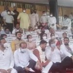 महाराष्ट्र में बीजेपी विधायकों ने सदन के बाहर शुरू किया अपना अलग मॉनसून सत्र