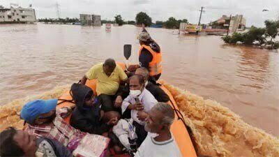 महाराष्ट्र में तबाही का मंजर: भूस्खलन और बाढ़ से 112 की मौत, 99 लापता