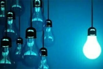 मोबाइल की तरह बदल पाएंगे बिजली कनेक्शन, नया कानून लाने जा रही है मोदी सरकार!