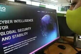 पेगासस की लिस्ट में ED अफसर, बीएसएफ के पूर्व महानिदेशक और केजरीवाल के सहयोगी का भी नाम