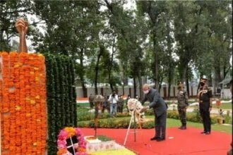 जोजिला में बिगड़ा मौसम, राष्ट्रपति ने बारामुला में शहीदों को अर्पित की पुष्पांजलि