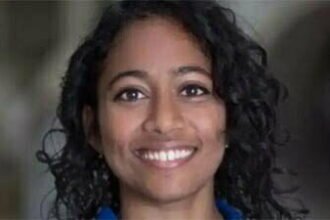 कल्पना और सुनीता के बाद भारतीय मूल की एक और बेटी जा रही है अंतरिक्ष, सिरिषा बांडला वर्जिन गालाक्टिक स्पेसक्राफ्ट से होंगी रवाना