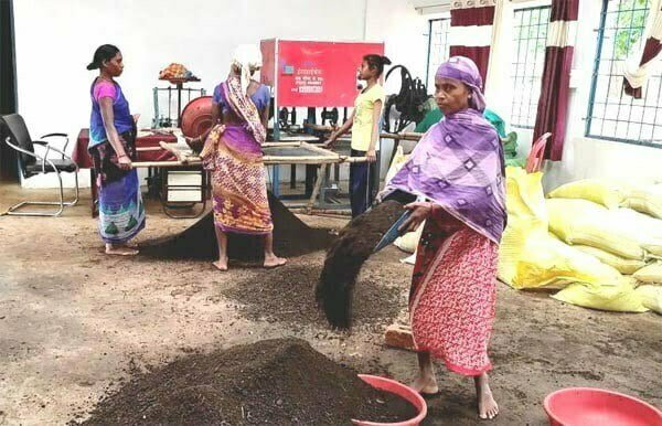 वर्मी कम्पोस्ट ने महिलाओं की आर्थिक स्थिति को किया मजबूत, खेती किसानी की लागत में आई कमी