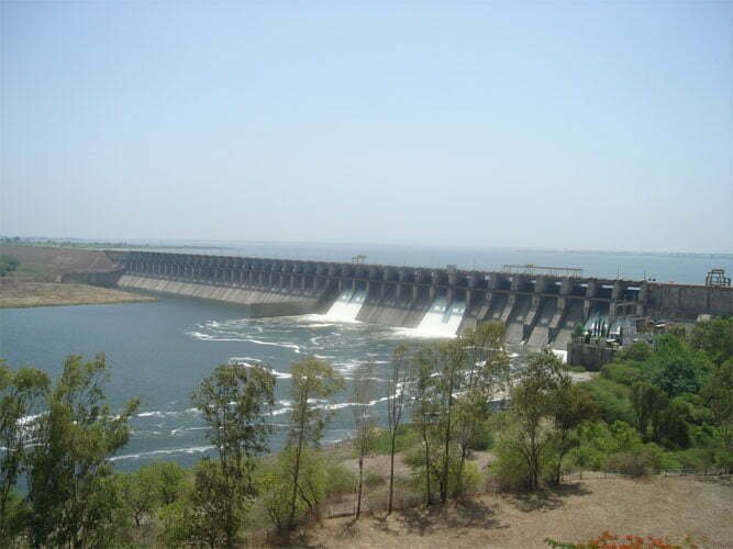 Chief Justice recuses himself from hearing the water dispute between Andhra Pradesh and Telangana