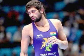 Ravi Dahiya lost to Russian wrestler in the final of 57 kg weight category