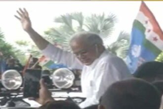 CM Bhupesh Baghel returned to Raipur with 46 MLAs