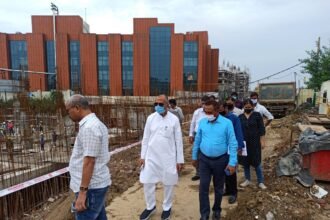 Home and Public Works Minister Tamradhwaj Sahu inspected the construction works