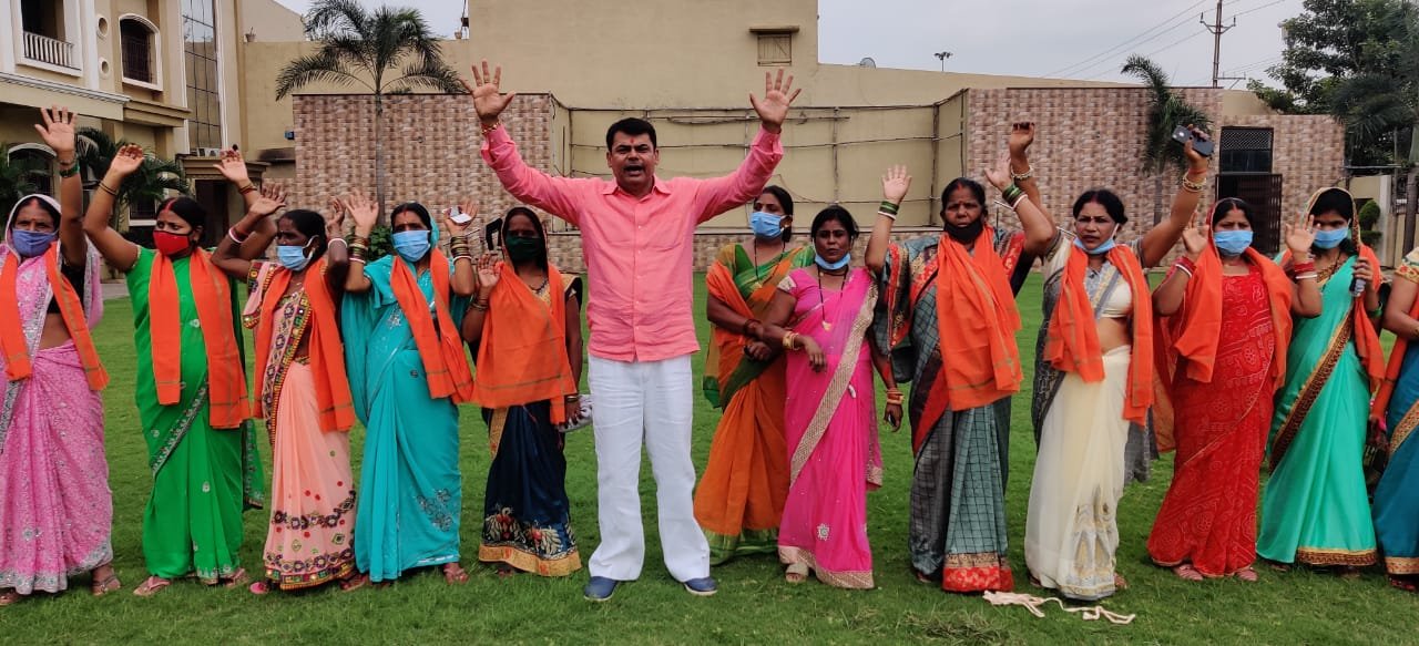 In 14 wards of Khursipar, Bol Bam Committee announced a large team of women